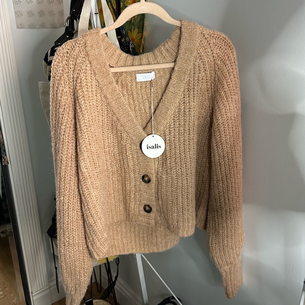 Isalis Sweater M/L NWT